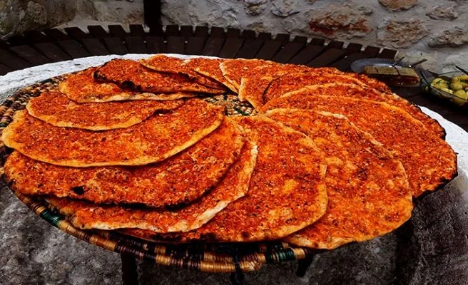 BİBERLİ EKMEK (ACI) (2 Adet)